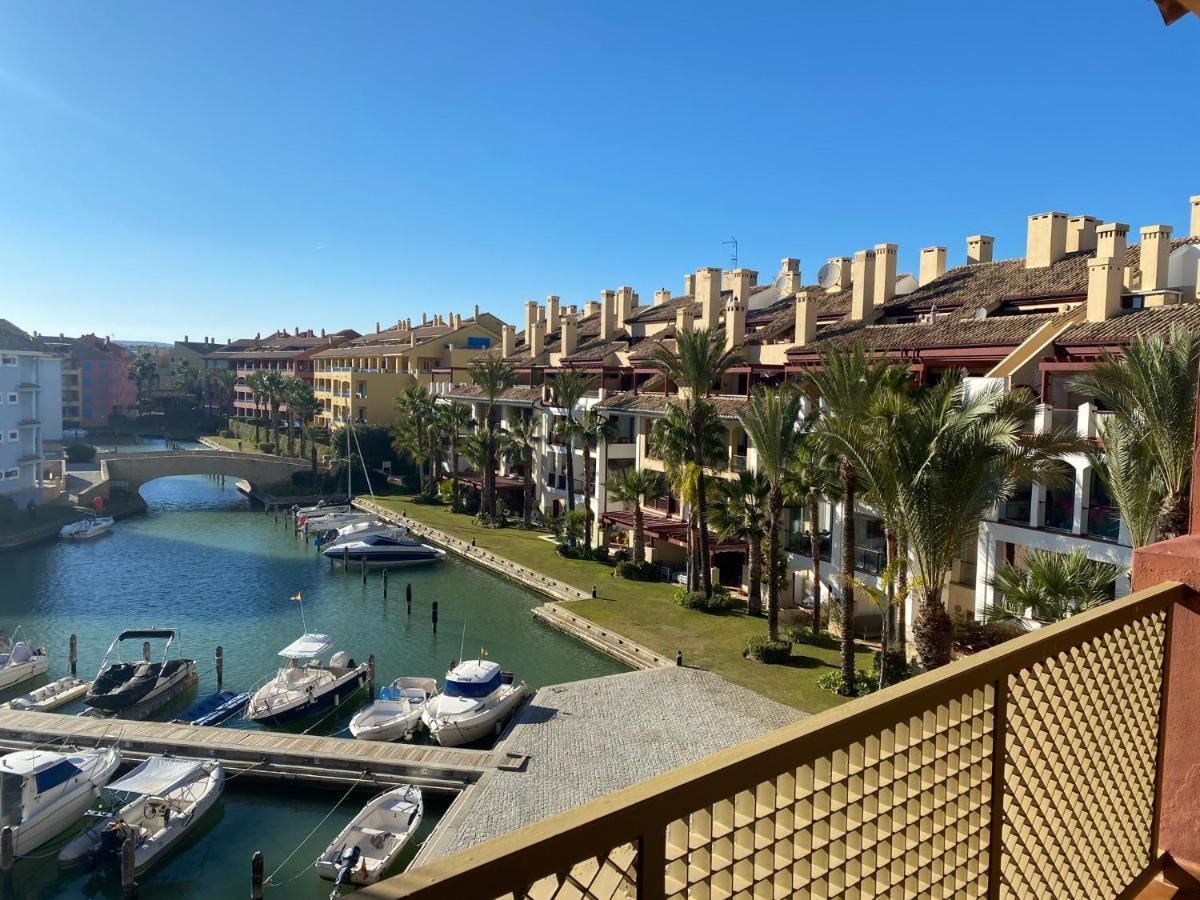 Apartamento Con Terraza Sobre La Marina De Sotogrande Сан-Роке Экстерьер фото