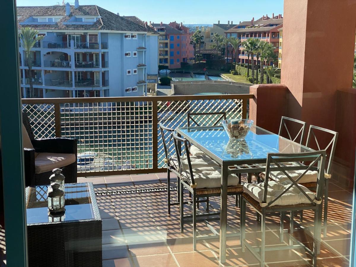 Apartamento Con Terraza Sobre La Marina De Sotogrande Сан-Роке Экстерьер фото