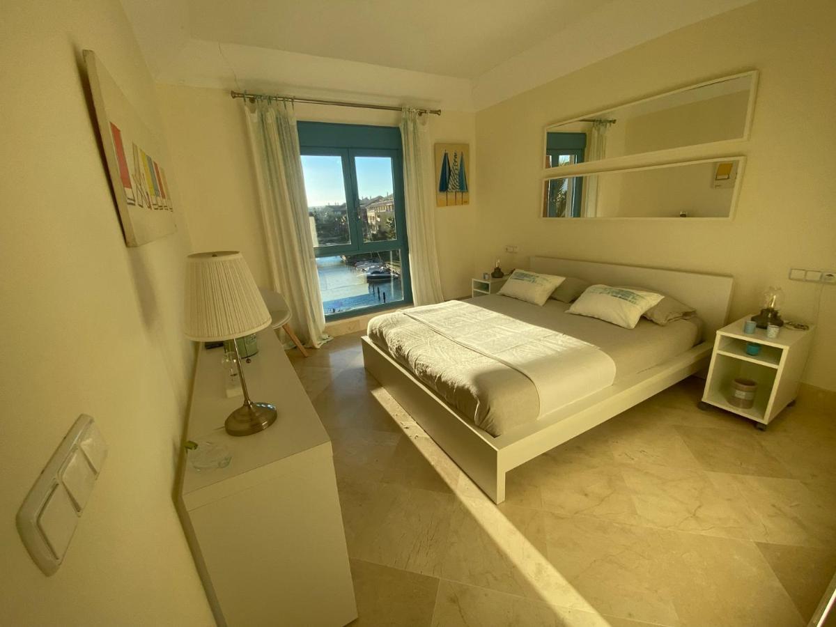 Apartamento Con Terraza Sobre La Marina De Sotogrande Сан-Роке Экстерьер фото